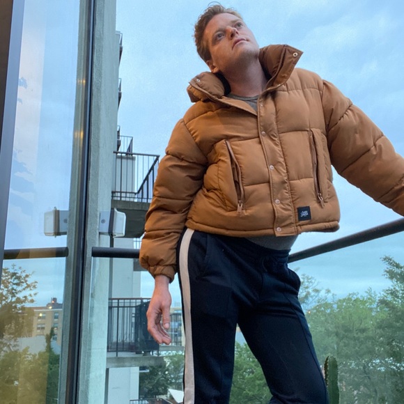 Meet your Posher, Josh - Picture 6 of 6